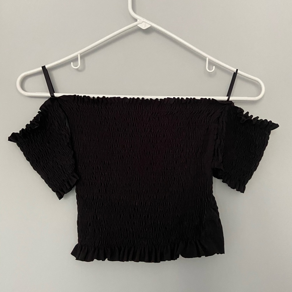 Black Off the Shoulder Top🖤